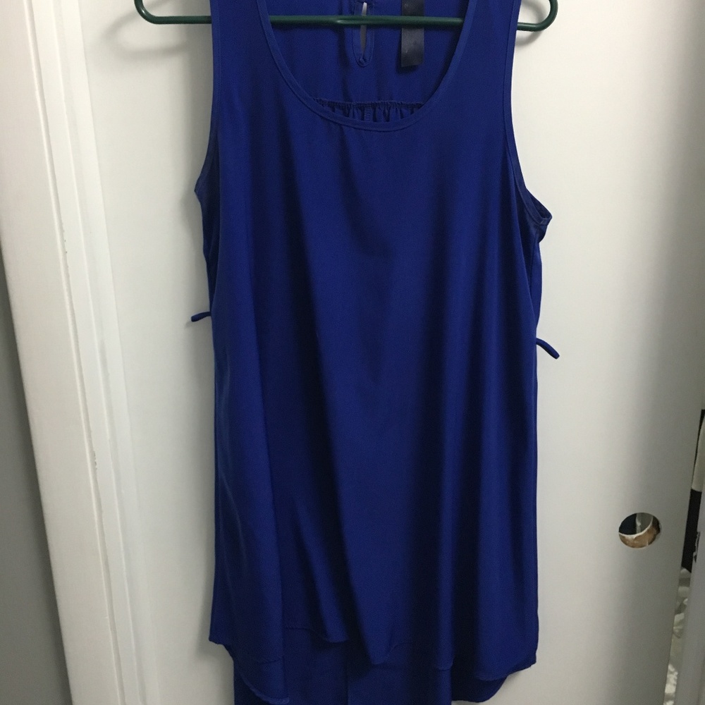 HI-lo hemline dress